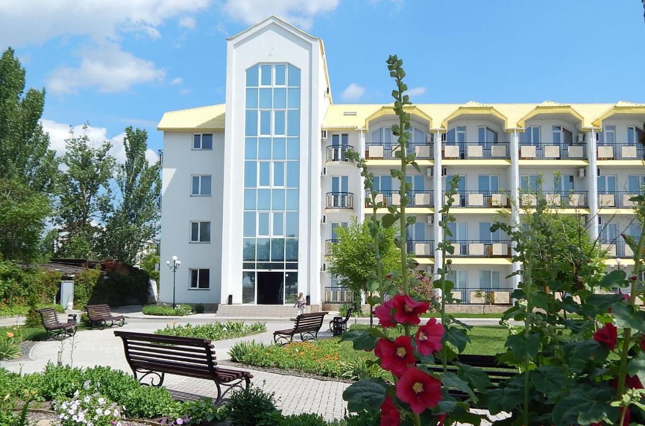 Отель Мелиоратор-Юг Kobleve Buitenkant foto