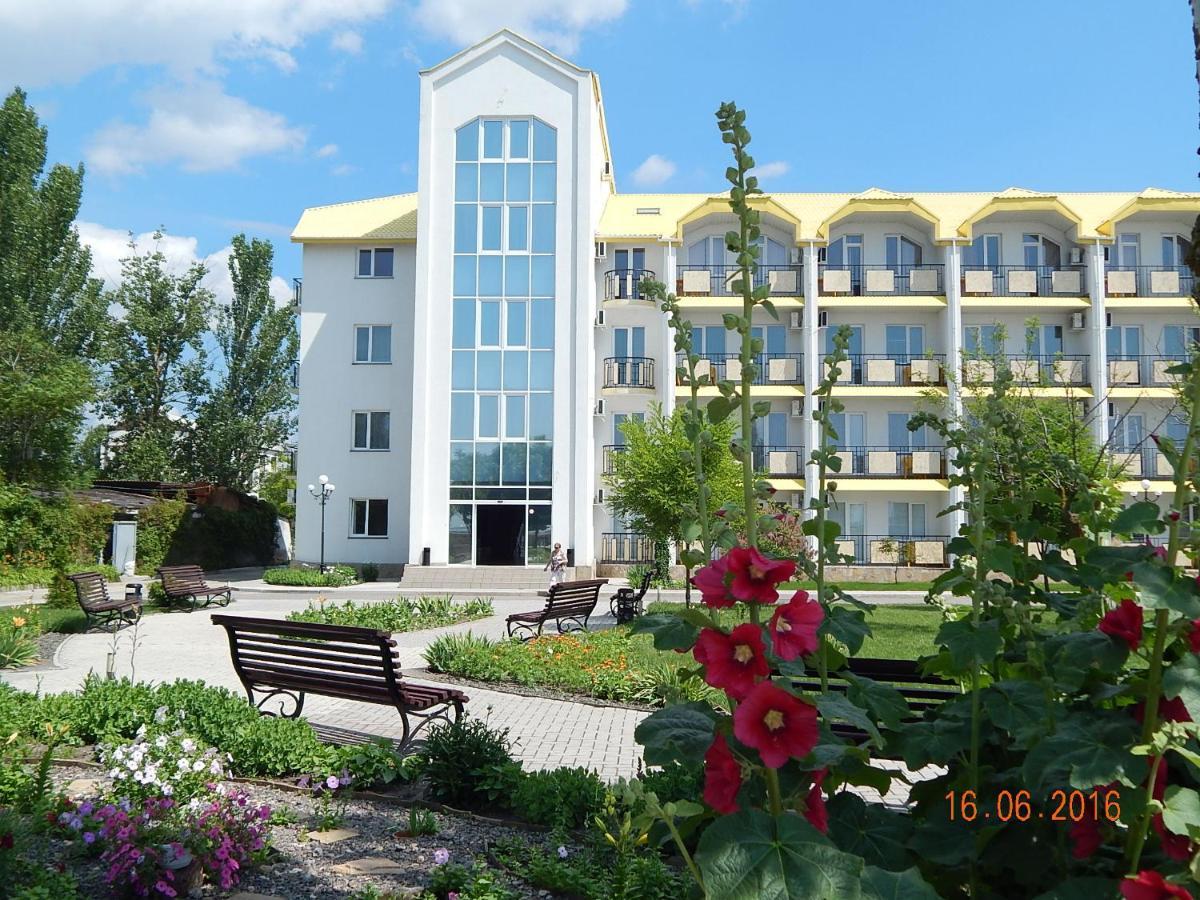 Отель Мелиоратор-Юг Kobleve Buitenkant foto